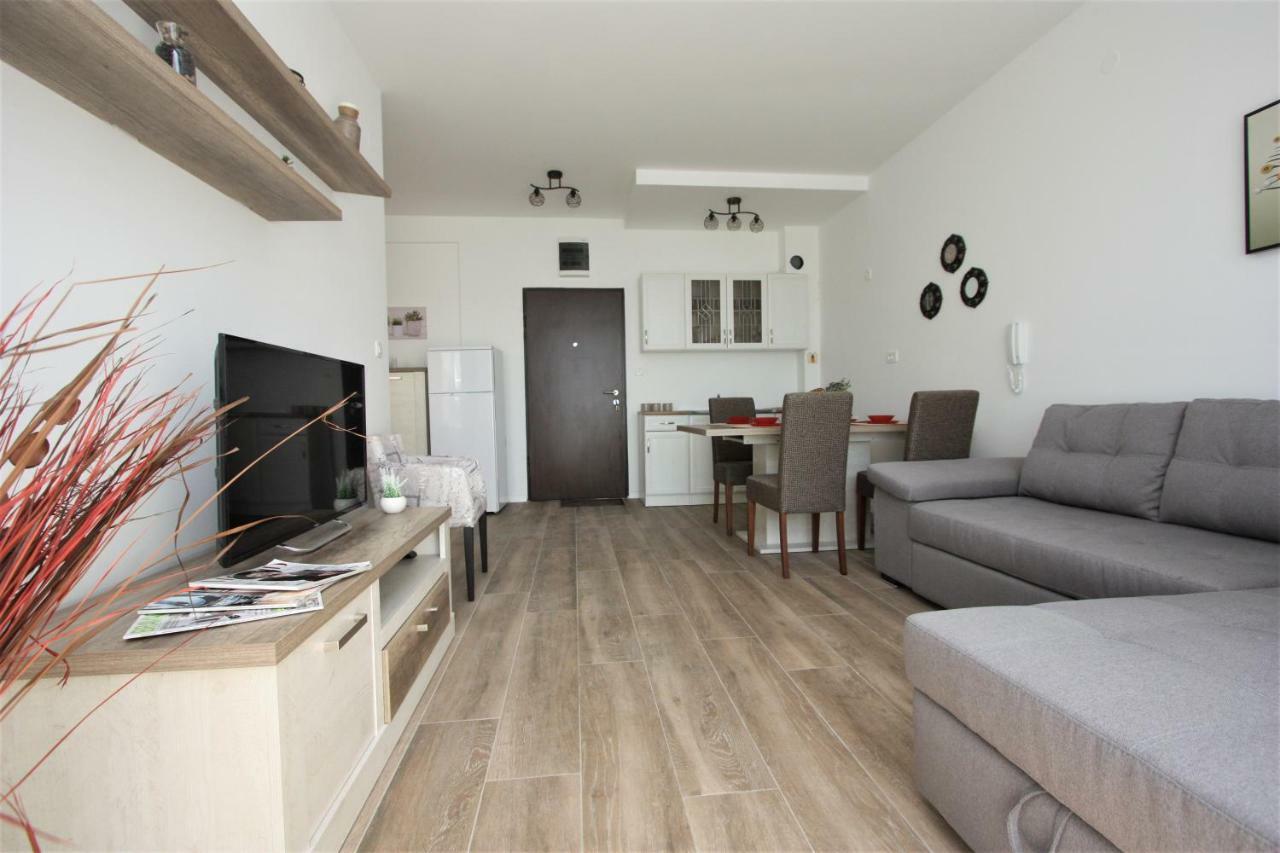 Apartment Sea View Rafailovici Budva